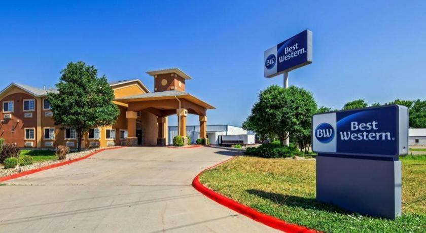 Best Western Manhattan Inn Экстерьер фото