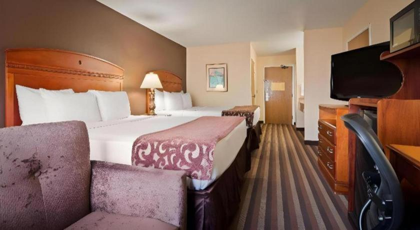 Best Western Manhattan Inn Экстерьер фото